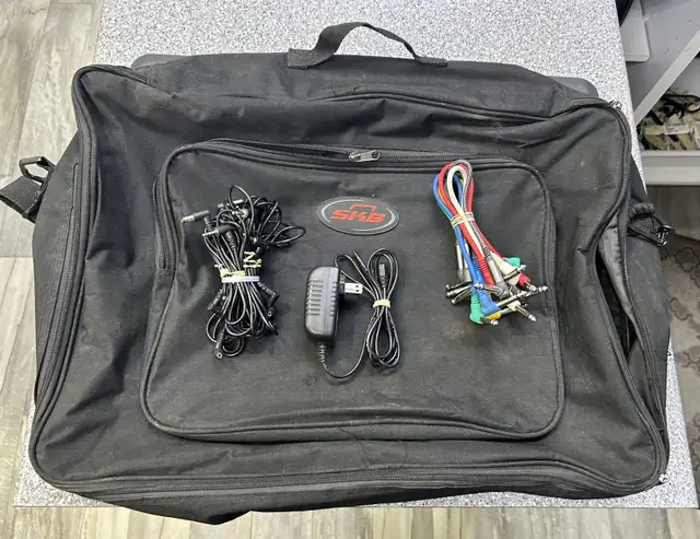 SK8 Guitar Pedal Board in Amps & Pedals in Oshawa / Durham Region - Image 3