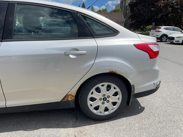 2012 Ford Focus SE – 158,793 km – Winter Tires Included in Cars & Trucks in Ottawa - Image 2