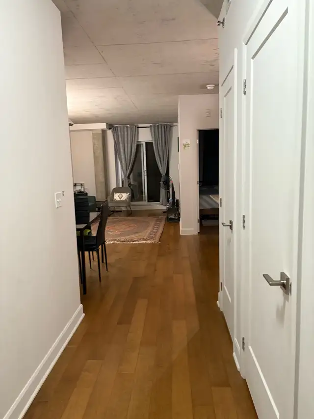 Lease transfer condo 1bed room 3 1/2 in Long Term Rentals in City of Montréal - Image 7