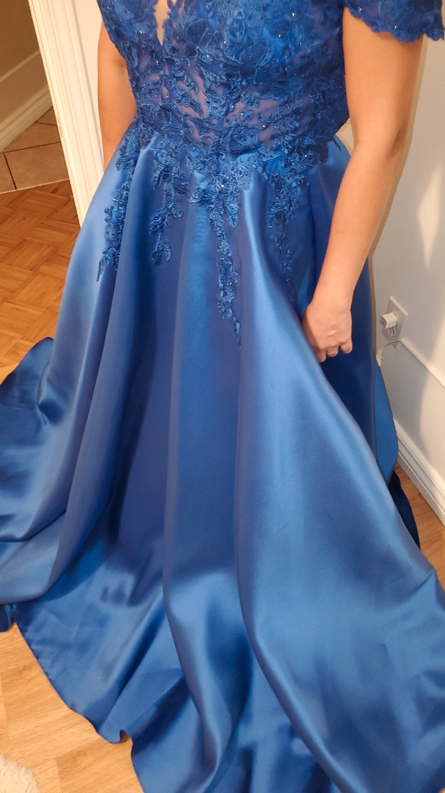 Robe bleue royal dans Femmes - Robes et jupes  à Longueuil/Rive Sud - Image 3