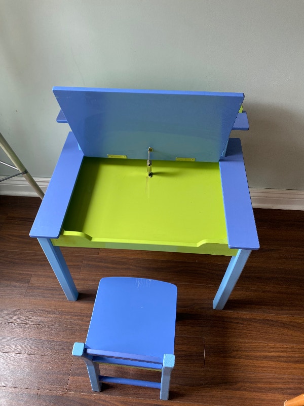 Little Tikes Kids School/Art Desk with Chair Desks Guelph Kijiji