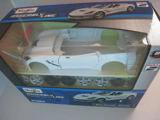 Maisto 1:24 Diecast Model Kit – Brand new in Toys & Games in Guelph - Image 3
