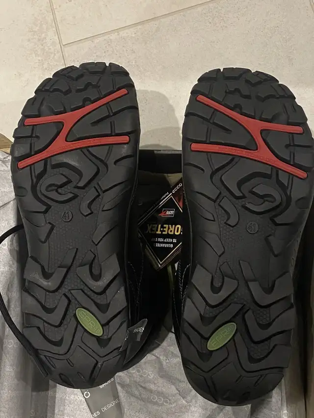 Snow boots 64840216921857121