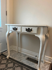 White entry table or console
