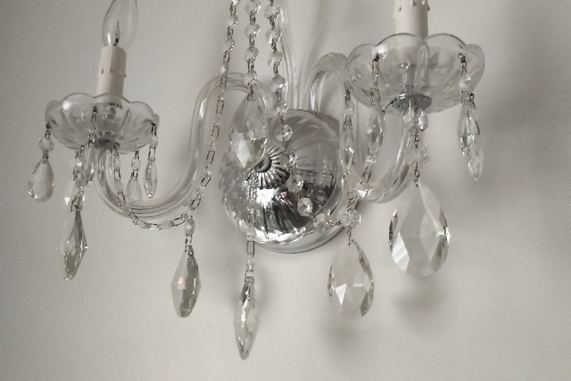  Stunning Pair of Crystal Chandelier Style Wall Sconces in Indoor Lighting & Fans in City of Toronto - Image 2