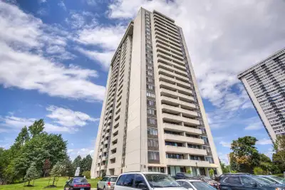 Fully Furnished Room available in North York Location: Don Mills & Finch Private room - $1000 Sharin...