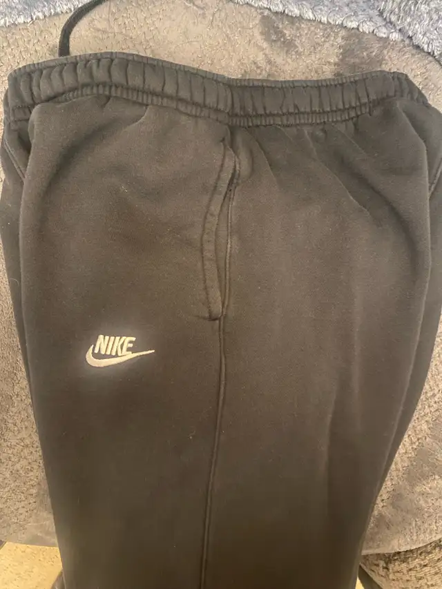 SWEATPANTS NEW in Kids & Youth in City of Toronto - Image 5