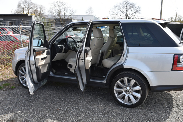 Range Rover Sport 2013 HSE LUX in Cars & Trucks in Calgary