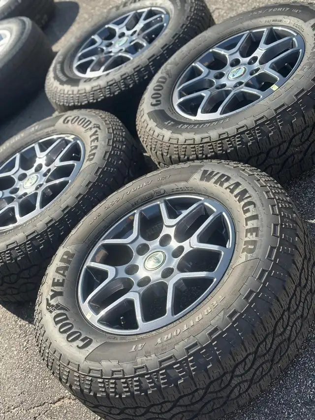 OEM 17”FORD Ranger/Bronco rims(6x139)+255/70/R17 Goodyear A/T in Tires & Rims in Oakville / Halton Region - Image 8
