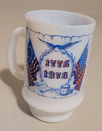 Vintage Bi-Centennial 1776-1976 White Milk Glass Patriotic Mug