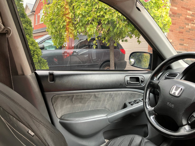 Honda Civic 2005 in Cars & Trucks in Mississauga / Peel Region - Image 4