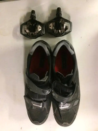 Cycling Mountain Bike Shoes,  size 11.  With pedals.