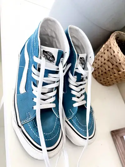 Vans Women’s Shoes Size 7.5 (Blue), View more