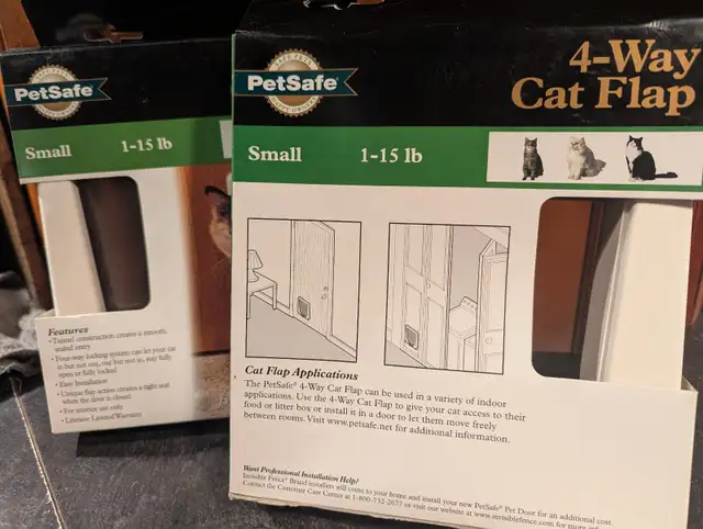 PORTE  POUR  CHAT  'PETSAFE - 4 WAY' in Accessories in Lanaudière - Image 4