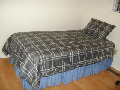 Weekly Private Bedroom MillWoods Area/66 St & 23 Ave--Short Term