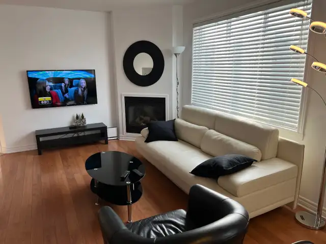 4 1/2 condo entièrement meublé à louer Laval-Location temporaire