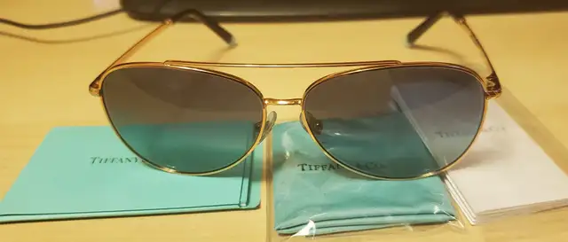 Tiffany & Co. Sunglasses - Brand New w/Receipt in Women's - Other in Markham / York Region - Image 8
