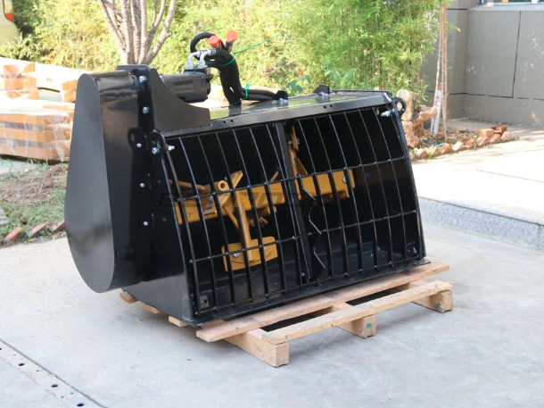 Skid Steer Bucket Mixer | Concrete Mixer in Other in London - Image 3