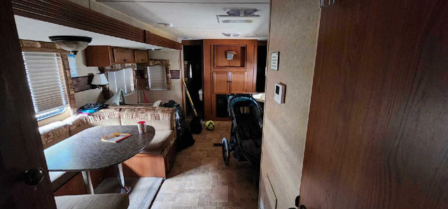 Roulotte Nomad 2010 33 pieds dans Caravanes classiques  à Trois-Rivières - Image 4