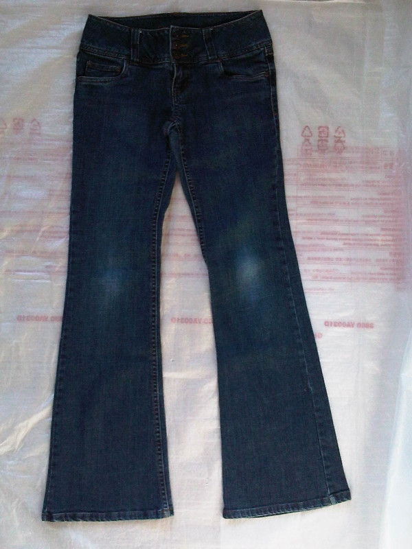 SWS Street Wear Society girls ladies Stretch Denim Jeans size 1 in Women's - Bottoms in Markham / York Region