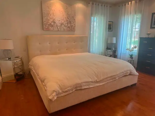 Lit king ajustable électrique in Beds & Mattresses in Drummondville - Image 3