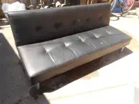 Futon - Sofa