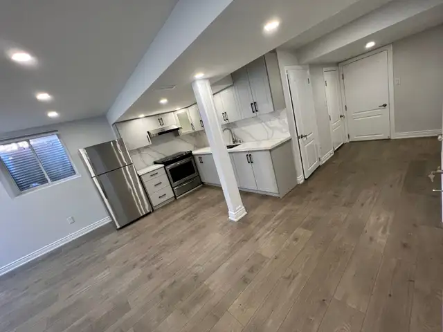 BEAUTIFUL 2 BEDS 1 BATH LEGAL BASEMENT FOR RENT IN GEORGETOWN. in Long Term Rentals in Oakville / Halton Region - Image 3