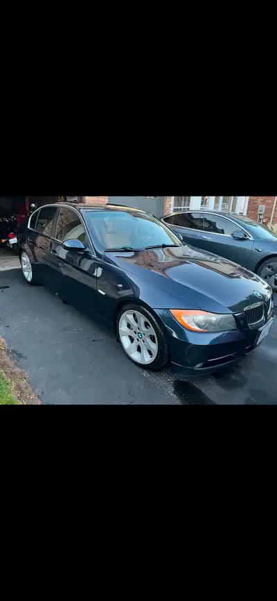 2007 BMW 335i Twin turbo 6 speed standard 234,000km Leather interior Call text Mike 519-242-4551 $75...