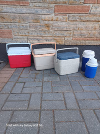 Small Coolers and Cold Thermos Containers