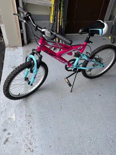 Supercycle Momentum 20-inch Bike, View more