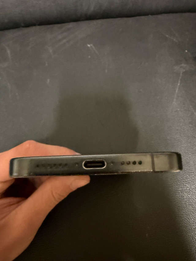 IPHONE 15 PRO MAX in Cell Phones in Stratford - Image 4