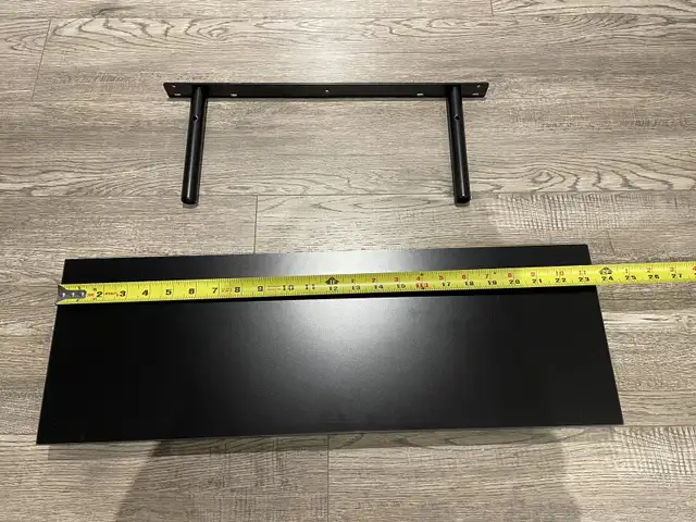 Floating shelf574679943480627201