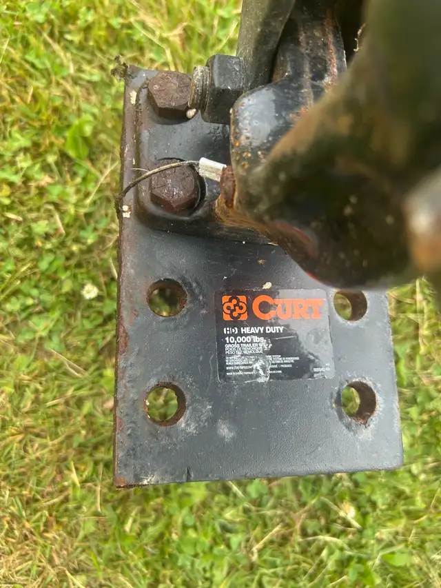 heavy duty hitch in Travel Trailers & Campers in Charlottetown - Image 3