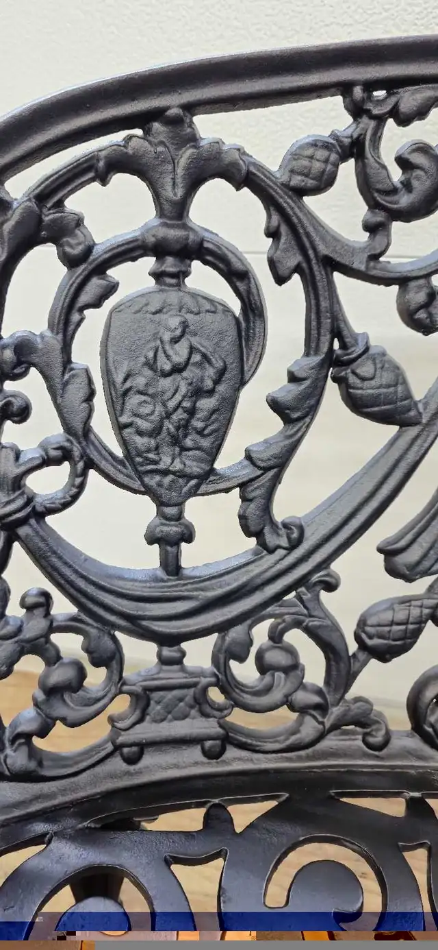 Antique Victorian Cast Iron Patio Set in Patio & Garden Furniture in Trenton - Image 6