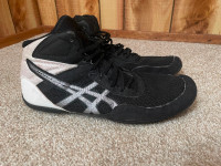 Wrestling shoes- size 10.5, Asics brand