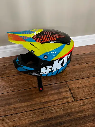 New Ski-Doo helmet, never used. Size XL Worth over 300.00 Asking 125.00 May consider delivery as I t...