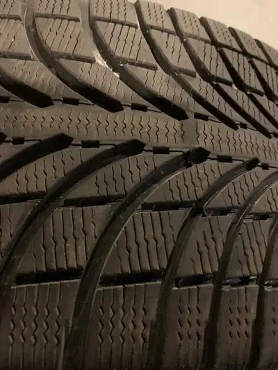 Set of Michelin 20" winter tires (255/45 R20). Excellent condition. Minimal hwy driving.