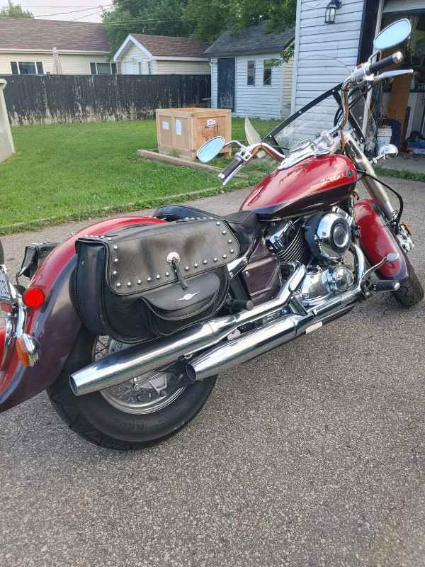 Yamaha V Star 650 2000 dans Routières  à Laval/Rive Nord - Image 2