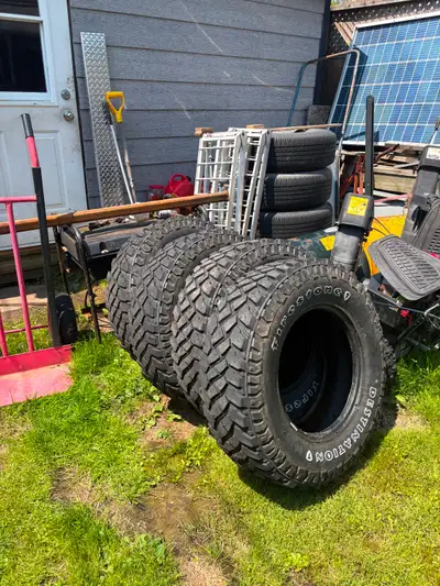 Pneus tout terrain lt245/75r17, View more