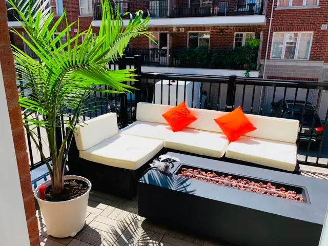 Furnished Bedroom – 10 Min Walk to Warden Station in Room Rentals & Roommates in City of Toronto - Image 11