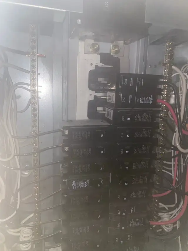 Master Electrician 584651910373058569