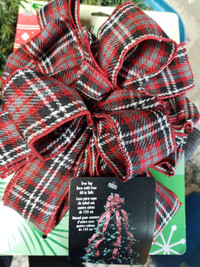 Christmas Tree Topper Bow - NEW in package - 4 foot ribbons