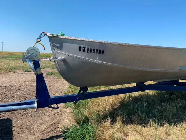 Sea Nymph 14 ft Aluminum Boat in Powerboats & Motorboats in Moose Jaw - Image 4