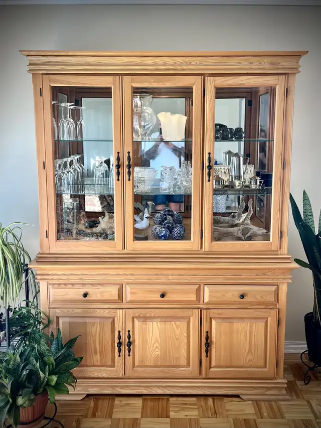 Set de cuisine en bois massif Poitras in Dining Tables & Sets in Longueuil / South Shore - Image 6