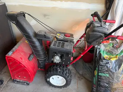 snowblower- Troy-Bilt, View more