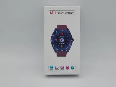 M11 Smart Watches black model brand new / montre intelligente noir neuf Localisation O11