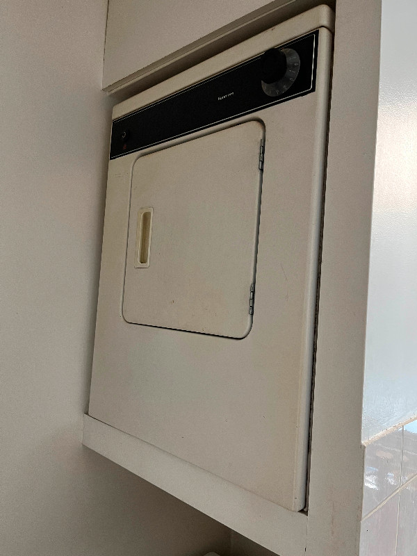 Washer and dryer Laveuses et sécheuses Ville de Montréal Kijiji