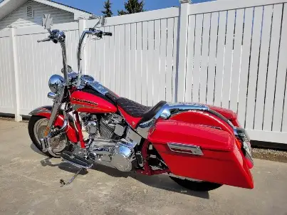 2005 harley davidson fatboy cvo in Street, Cruisers & Choppers in Regina - Image 4