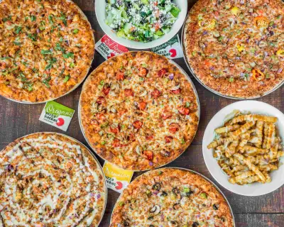 AMAZING TURNKEY RESTAURANT LOCATED IN CENTAL CALGARY CLOSE TO SCHOOLS AND DOWNTOWN- FULL KITCHEN AND...
