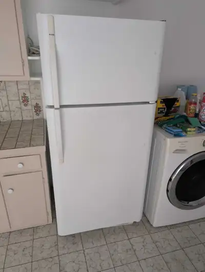Kenmore fridge, View more